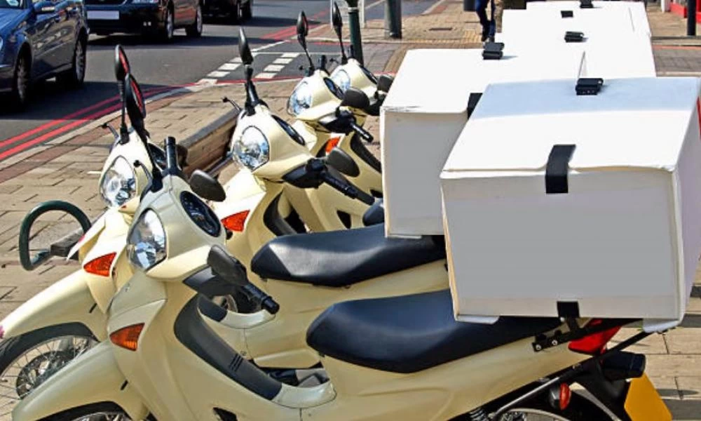 Κορονοϊός: Πόσο ασφαλές είναι τελικά το delivery;